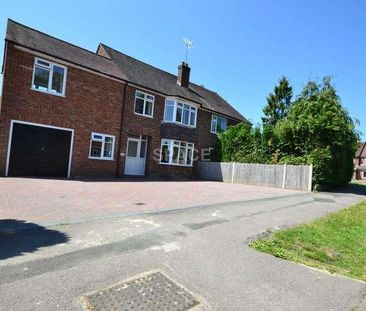 Courts Road, Reading, RG6 - Photo 1