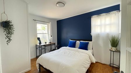 For Lease - 102 Gunn Street, Barrie, Ontario - Photo 3