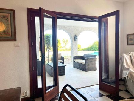 Luxury 5 room Detached House for rent in Picassent, Valencia - Photo 5