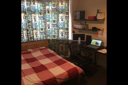 6 Bed Semi-Detached House, Kitchener Road, SO17 - Photo 3