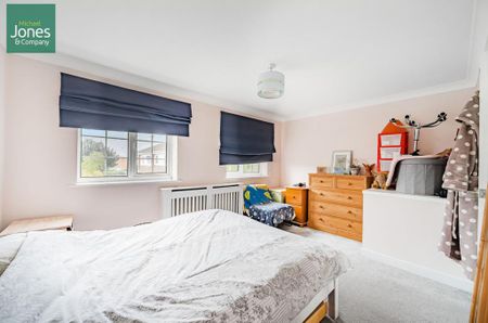 2 bedroom end of terrace house to rent - Photo 4