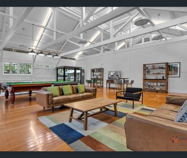 Level 9 - Fully Furnished 1 Bedroom 1 Bathroom Apartment! - Photo 2