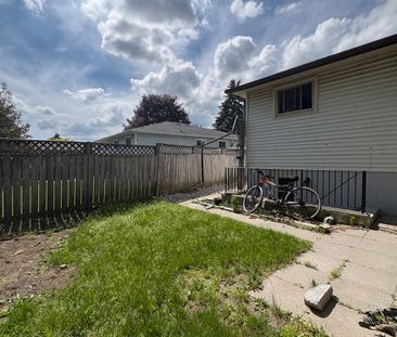 2-684 Davis Dr, Kingston, ON K7M 7X3 - Photo 1