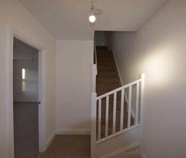 3 bedroom apartment to rent - Photo 1