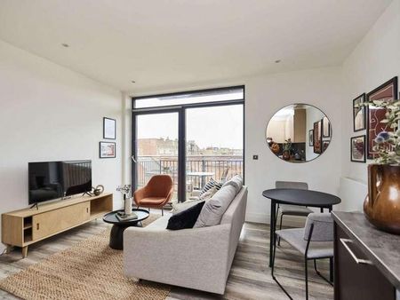 Phoenix Court, Kingsclere, RG20 - Photo 4