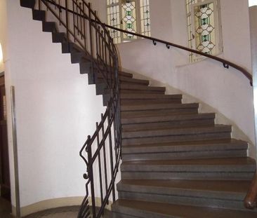 Große 3-Raum-Wohnung mit Fahrstuhl und 2 Balkonen - Photo 1