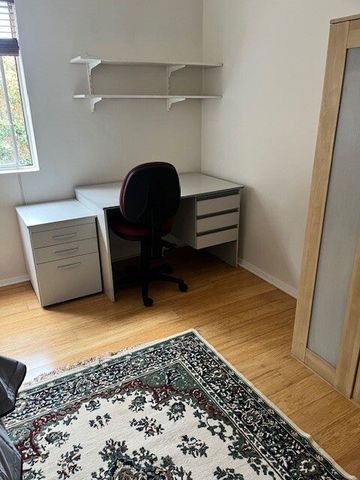 Gladesville - Photo 3