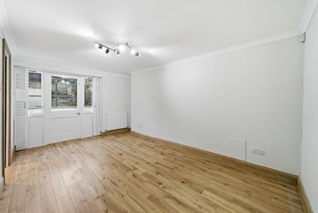 3 bedroom flat to rent - Photo 5