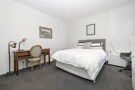1/177 Point Nepean Road, - Photo 2