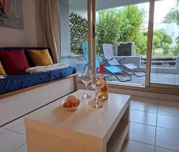 VILLENEUVE LOUBET - MARINA - STUDIO CABINE MEUBLE -CLIMATISATION - Photo 4