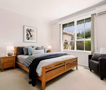 2 Bed, 1 Bath - Photo 3