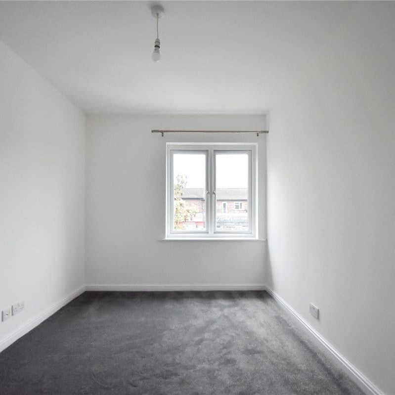 Well presented 3 bedroom semi-detached house to rent in Cambridge offering excellent access to the City centre, Science Park, A14 & M11. GCH. Local amenities close by. Driveway parking for 2/3 cars. Unfurnished. - Photo 1
