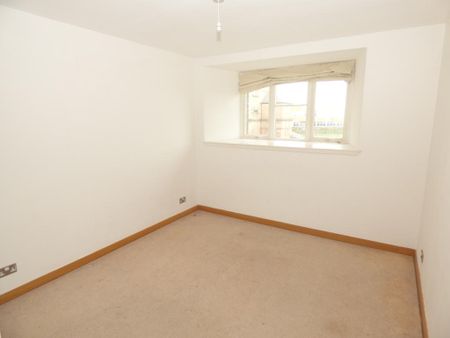 2 Bed Flat, East Float Quay, CH41 - Photo 2