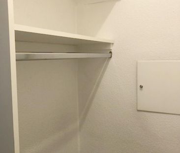 3 Zimmer Wohnung, möbliert, 92 qm in Frankfurt/Main - Niederursel - Photo 1