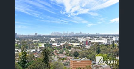 Well Maintained 2 Bedroom Apartment On The 15th Floor! - Photo 2