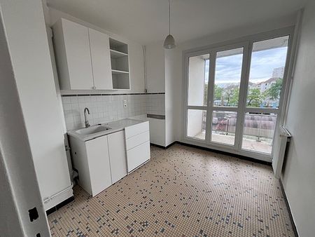 Appartement 54 m² - 2 Pièces - Créteil (94000) - Photo 2