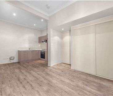 Studio Apartment Living at it's Finest! - Photo 3