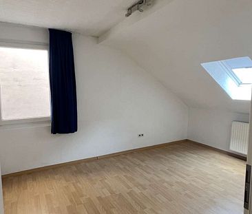 HEGERICH: Gepflegte 4-Zimmer Wohnung in Zentrumsnähe! - Foto 2