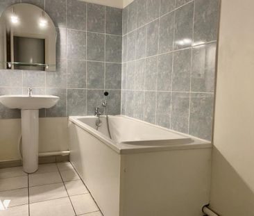 VALENCIENNES : Appartement T2 avec parking aérien fermé - Photo 4