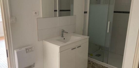 Location Appartement 2 pièces 63m² PERIGUEUX 24000 - Photo 2