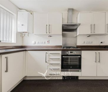 3 bedroom semi-detached house to rent - Photo 4