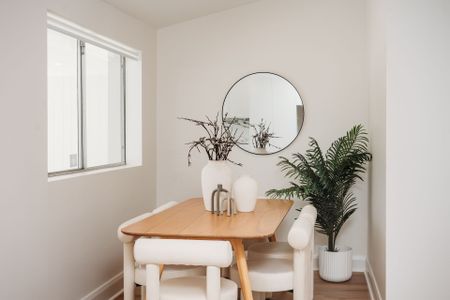 Renovated Home with Self-Contained Studio - Photo 5