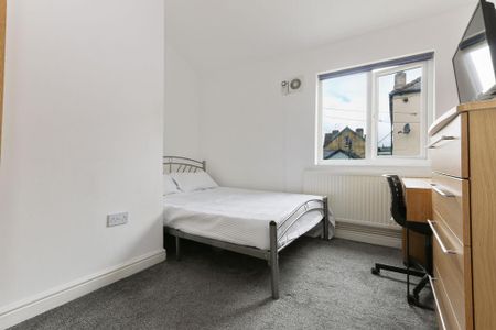 4 bedroom house share to rent - Photo 3