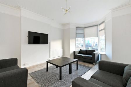 6 bedroom house to rent - Photo 2