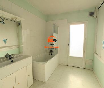 Location Maison 4 pièces 94m² LEMPDES 63370 - Photo 3