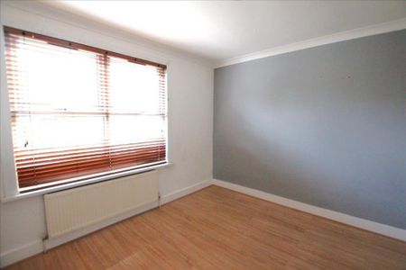 4 bedroom terraced house to rent - Photo 4