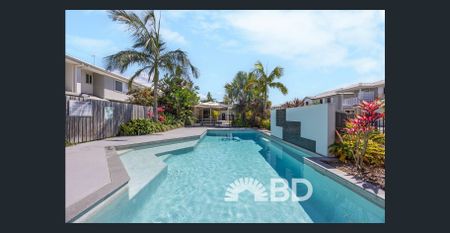 Room for Rent - Modern Townhouse Living near Airport & Beach - Photo 5