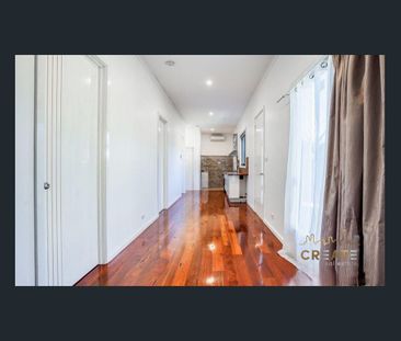 PERFECT HOME IN BROOKLYN INCLUDING UTILITIES - Photo 6