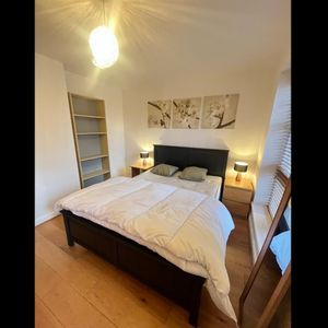 1 Bed Flat, Isle Of Dogs, E14 - Photo 2