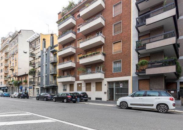 Wonderful single room in Via Renato Fucini