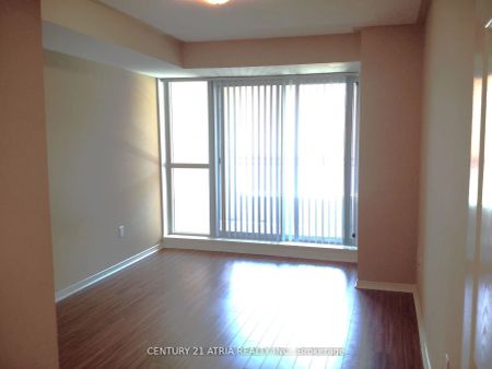 887 Bay Street #403 - Photo 2