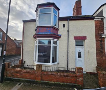 3 Bedroom End Terraced House - Photo 1