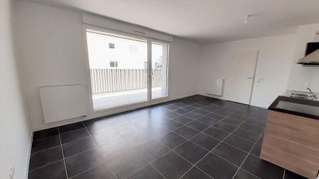 location Appartement T2 DE 46.39m² À BORDEAUX - Photo 2