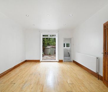 4 bedroom terraced house to rent - Photo 1