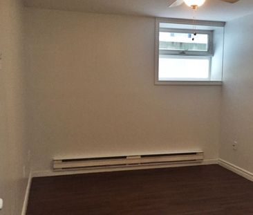 For Lease - 222 Kenilworth Avenue Unit# B, Toronto, Ontario - Photo 5