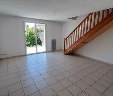 location Appartement T3 DE 69.92m² À MORIERES LES AVIGNON - Photo 1