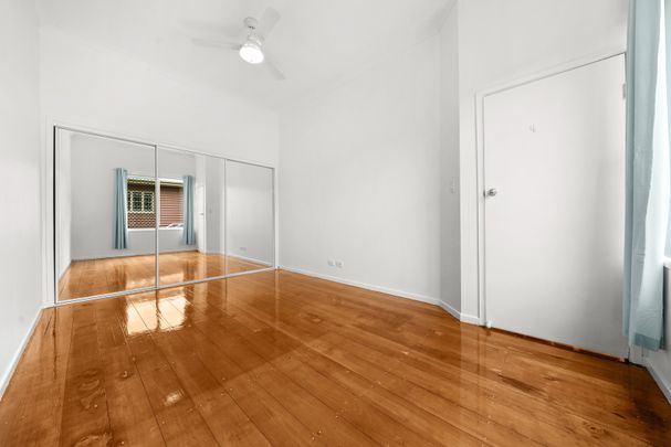 3/23 Heidelberg Street, East Brisbane QLD 4169 - Apartment For Rent | Domain - Photo 1