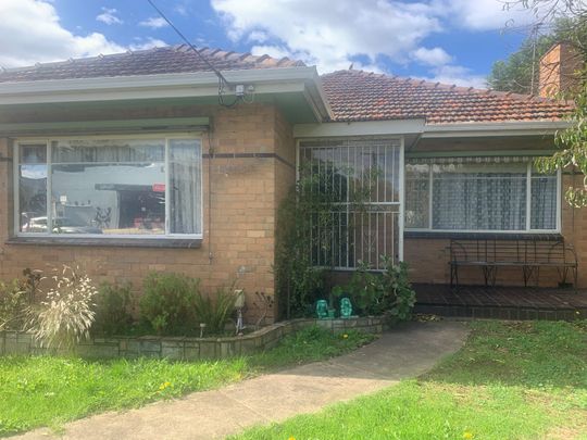 102A Hoffmans Road, Essendon VIC 3040 - Photo 1