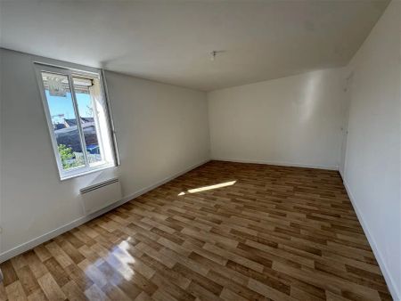 Location maison 4 pièces - 94.6m² à Denain (59220) - Photo 2