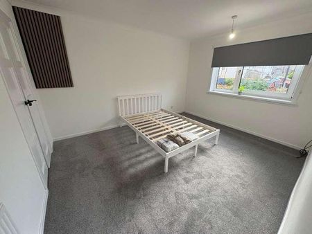 Brebner Terrace, Aberdeen, AB16 - Photo 3