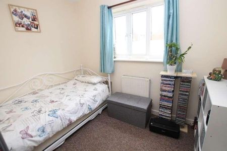 Foreminster Court, Warminster, BA12 - Photo 3