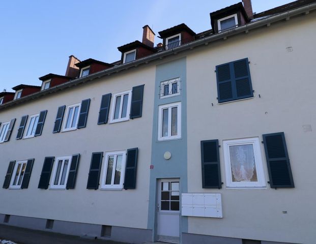 Gemütliche Dachgeschosswohnung in Waldrandlage - Photo 1