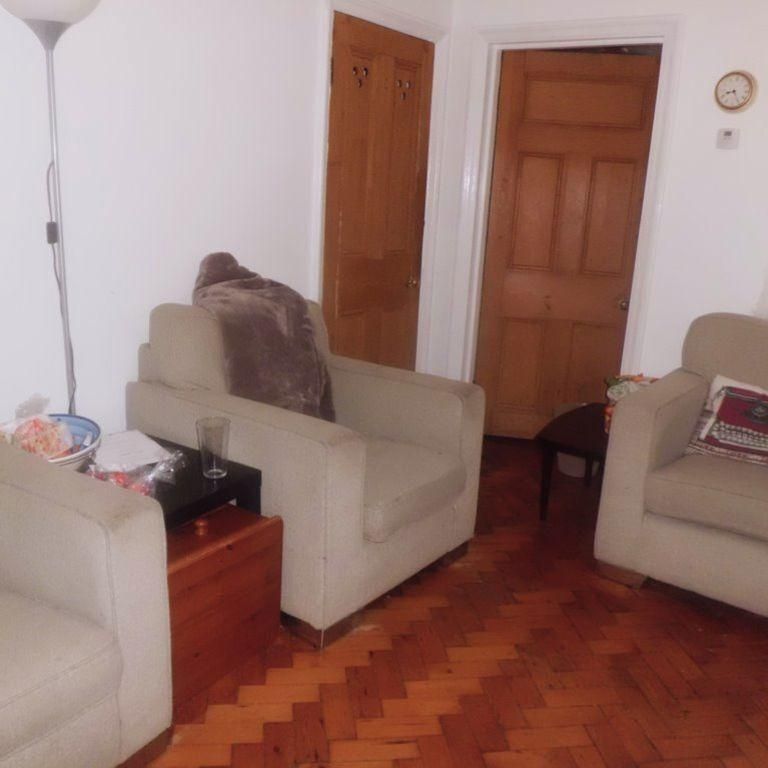 4 bedroom house to rent - Photo 1