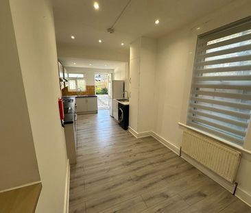 Room in a Shared House, Canterbury Road, CR0 - Photo 4