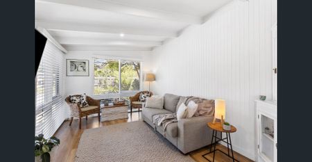 COASTAL CHARM - Photo 2