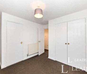 Doulton Close, Harlow, CM17 - Photo 3